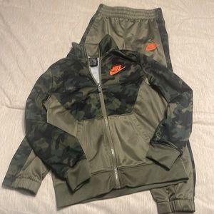 Boys Nike track suit